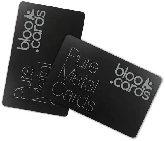 Carte bloow.Cards en métal avec NFC, pour une présentation élégante et durable.